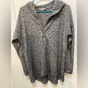 Spense Sport hooded lightweight gray sweater with 3 buttons. Size Large.